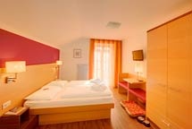 Hundehotel Hotel Mair am Ort in Dorf Tirol
