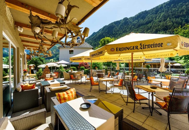  Hotel Riederhof in Ried im Tiroler Oberland 